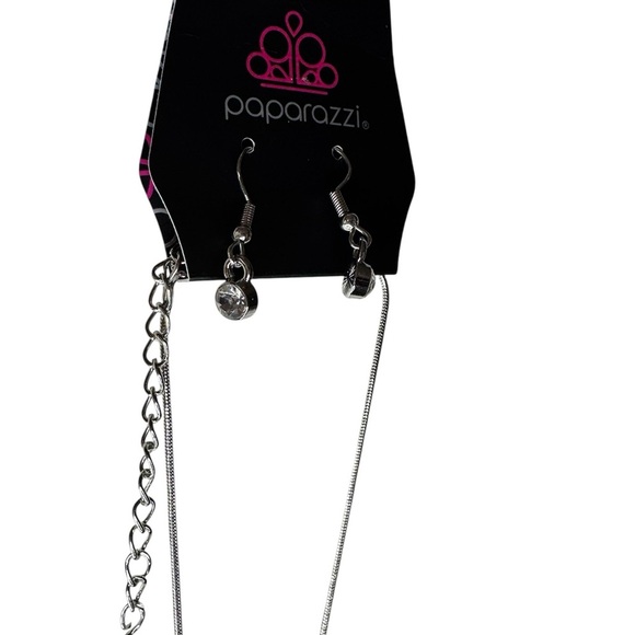 Paparazzi Rolling The Dice Necklace With Earrings - Picture 3 of 4